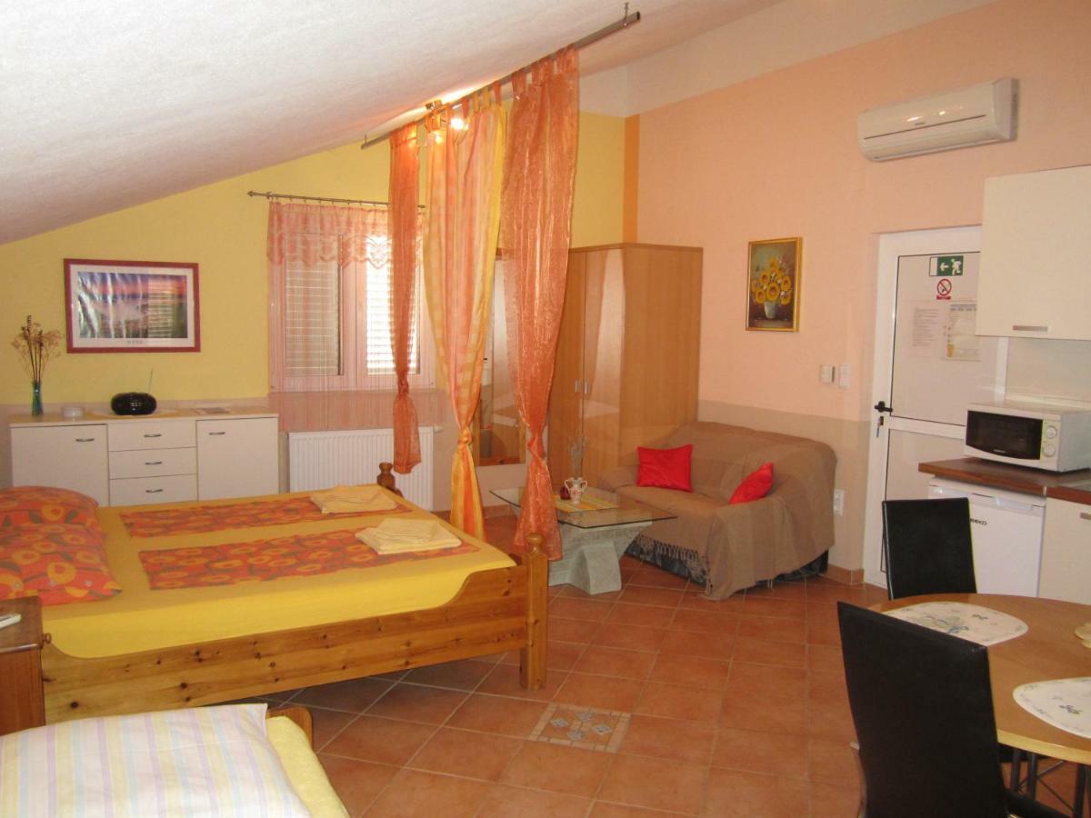 Apartments Villa Bella Vista Hvar 흐바르 외부 사진